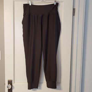 Old Navy active go-dry elevate joggers